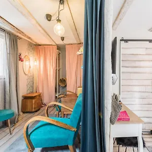 Apartment Livo Disno 12, Split