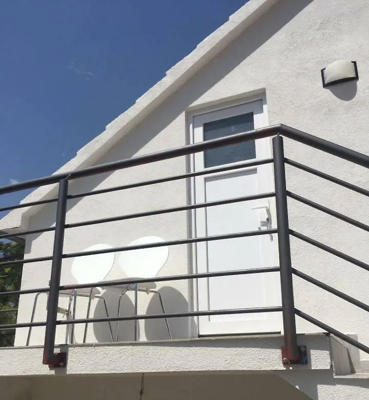 Split Center Apartment