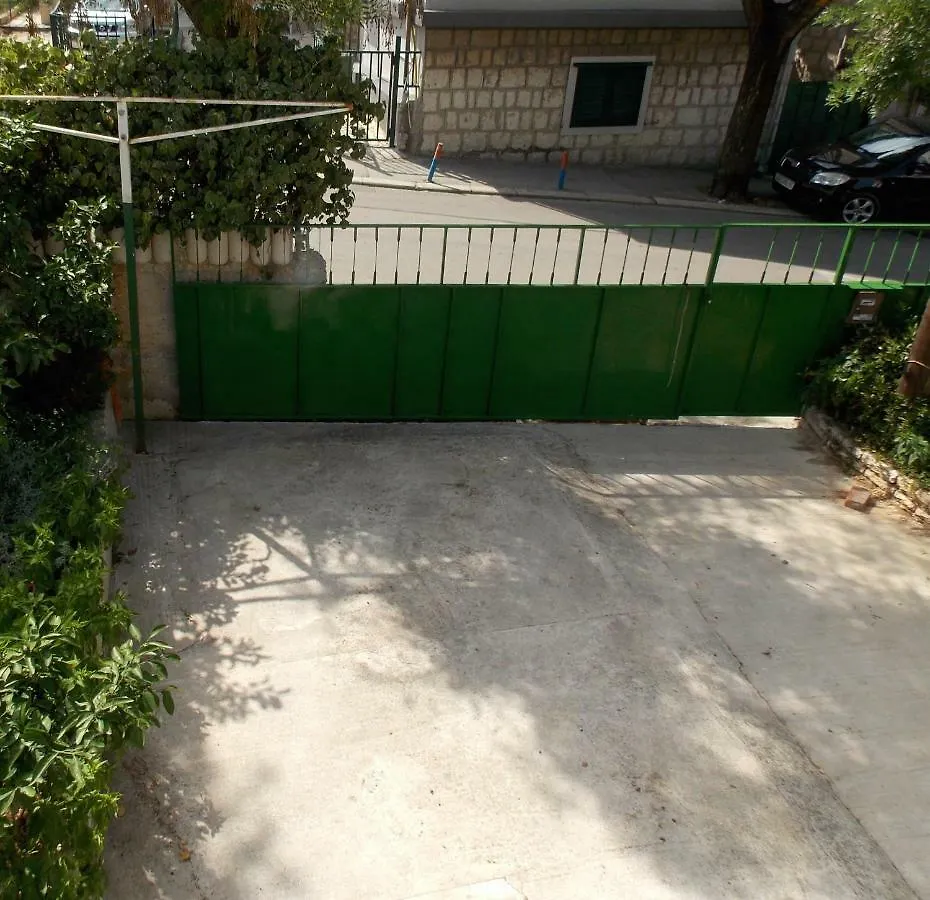 Split Center Apartment