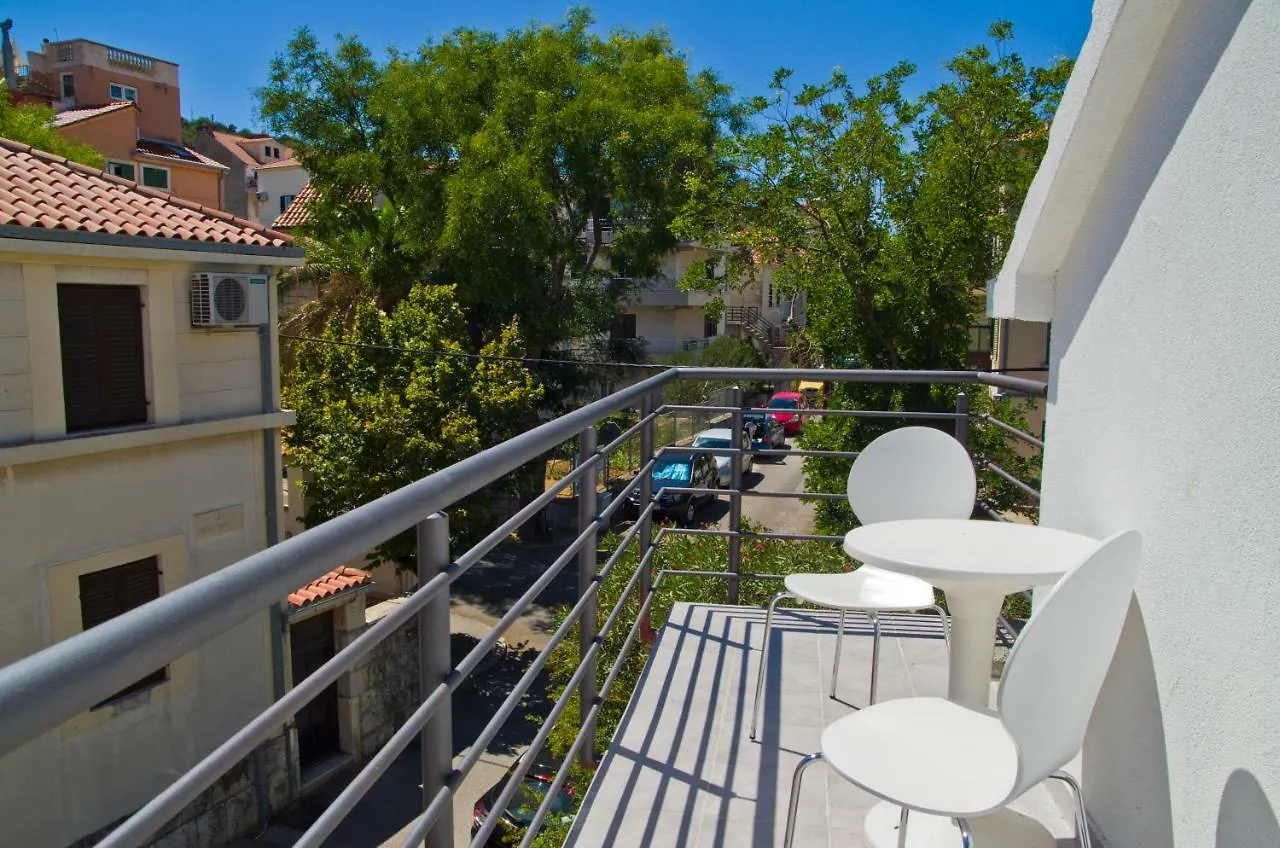 Split Center Apartment